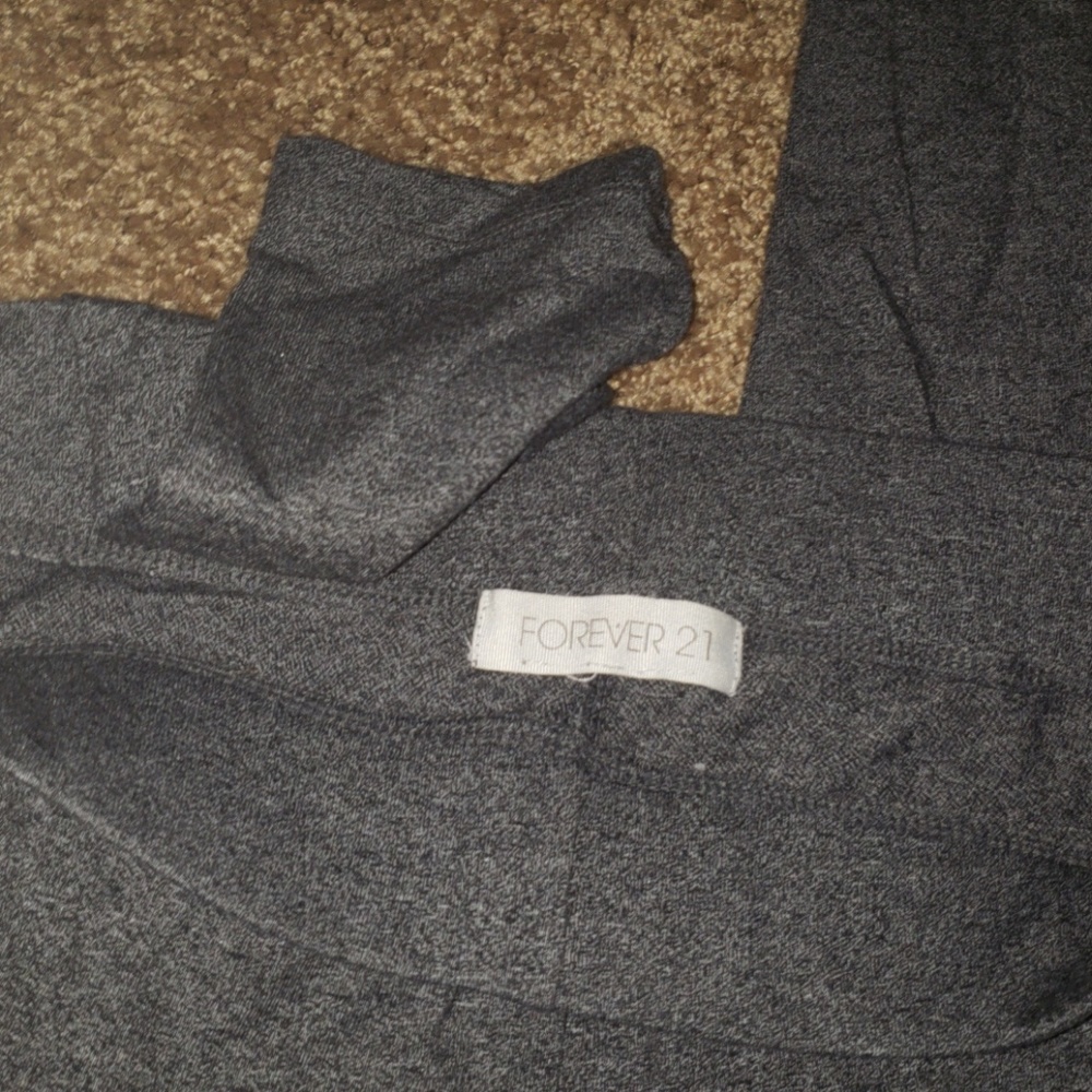 grey leggings